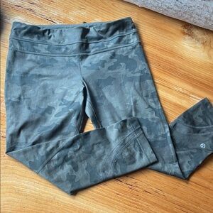 Lululemon Capris